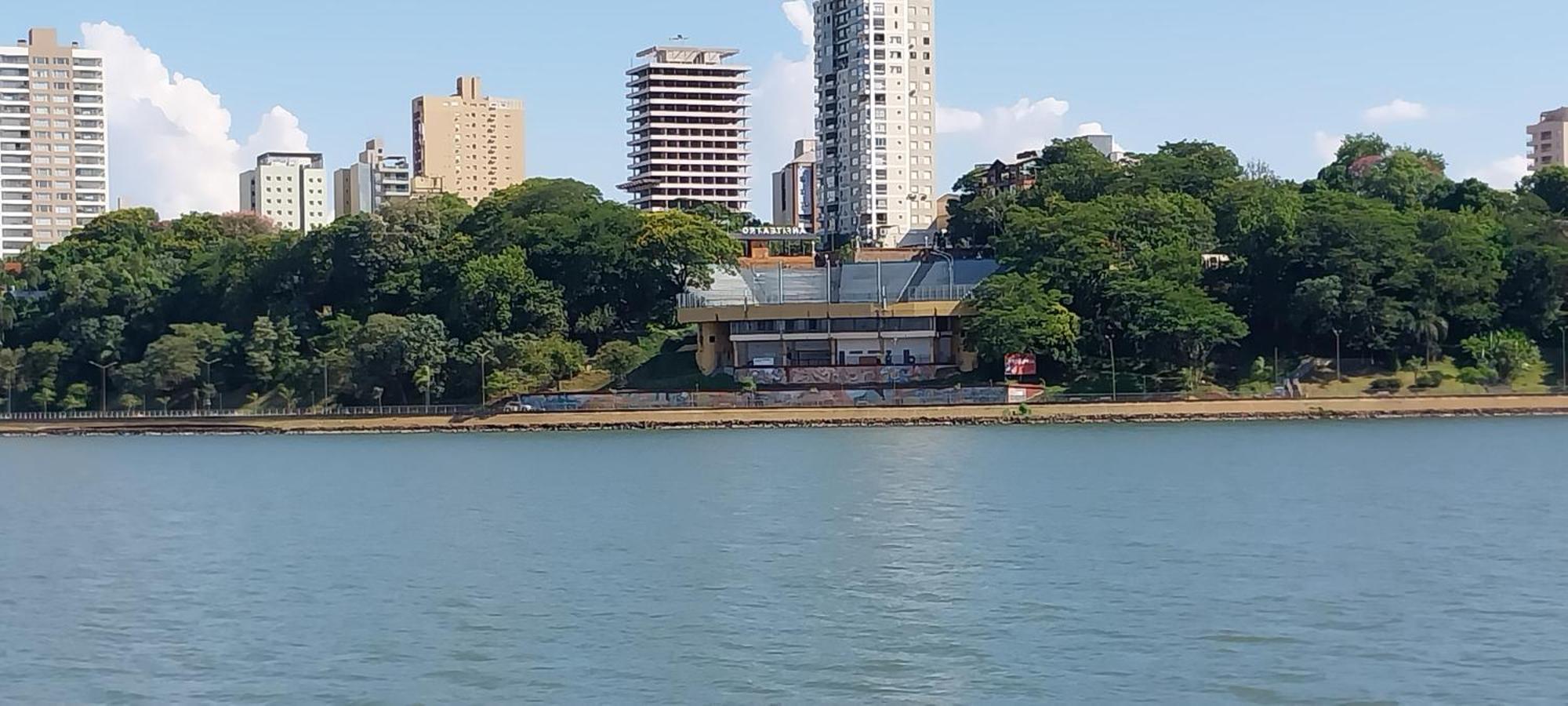 Hotel Residencial Marlis Posadas Eksteriør bilde